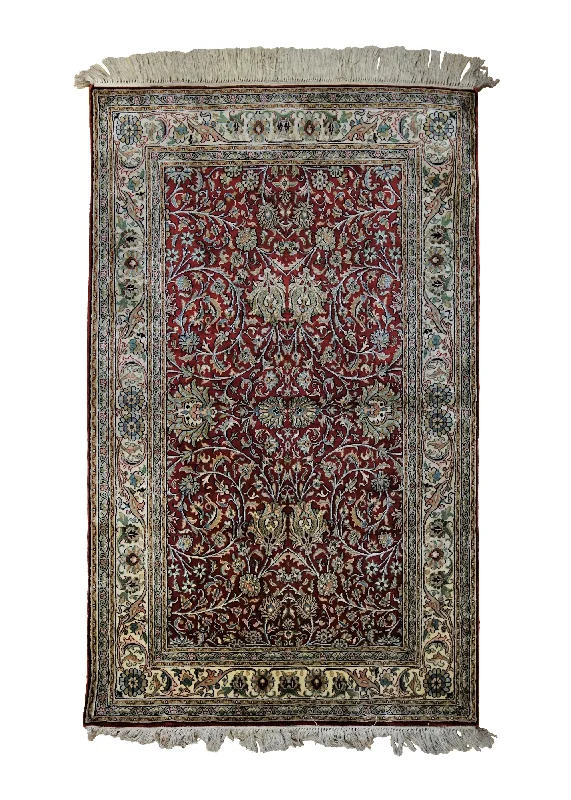 Oriental Rug Kashmiri Handmade Area Traditional 2'6"x4'2" (3x4) Red Floral Design #A34209