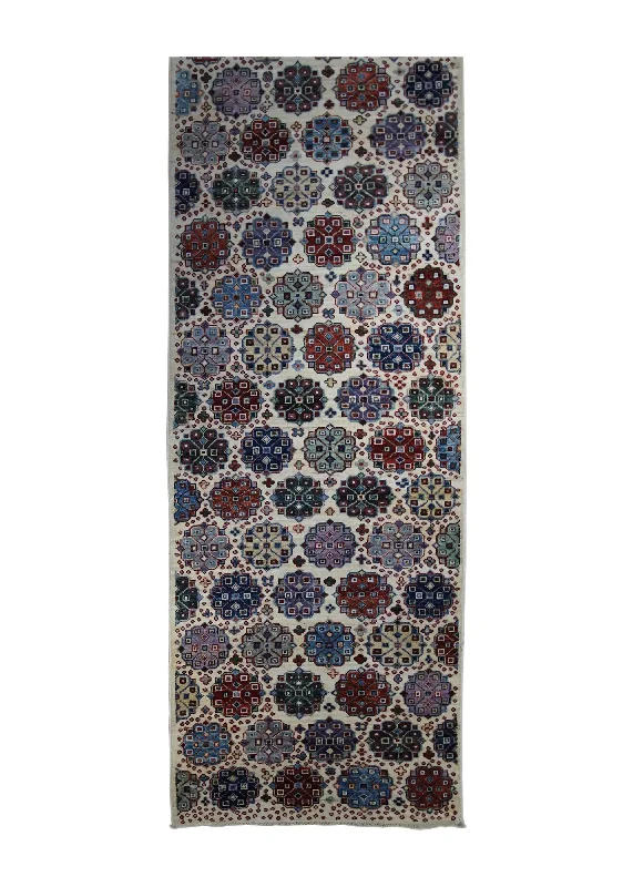 Oriental Rug Pakistani Handmade Runner Transitional 2'9"x25'10" (3x26) Whites/Beige Red Ariana Floral Design #A34102