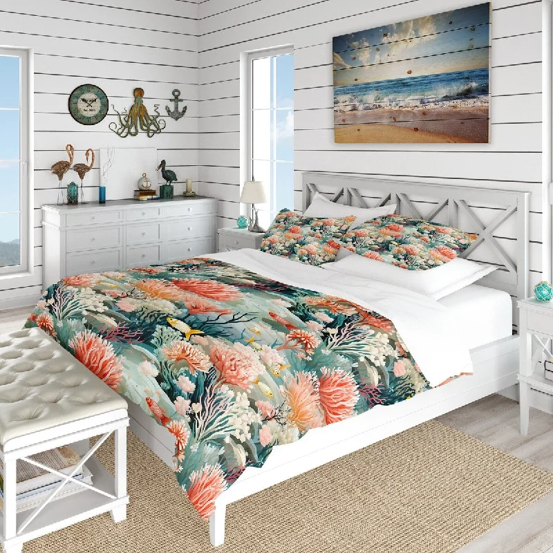 Designart "Coastal Coral Reef Coastal Pattern I" Abstract bedding covert set with 2 shams