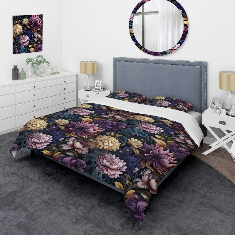 Designart "Deep Emerald Purple Lotus Enchante III" cottage bedding covert set with 2 shams