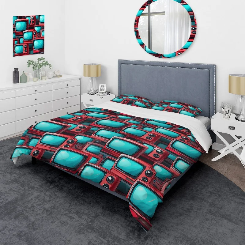 Designart "Red And Cyan Popart Retro Tv Patterns II" Blue Modern Bedding Set With Shams