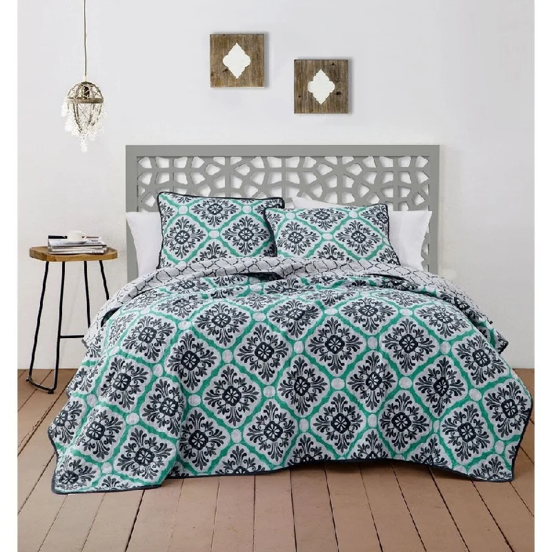 Avondale Manor Delmara 3-piece Quilt Set