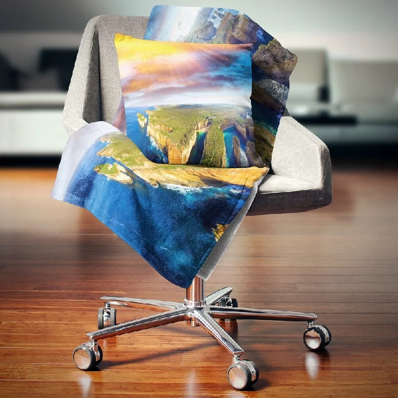 Designart 'Aerial View of Great Ocean Road' Seascape Throw Blanket