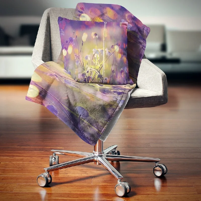 Designart 'Beautiful Flowers in Meadow' Floral Throw Blanket