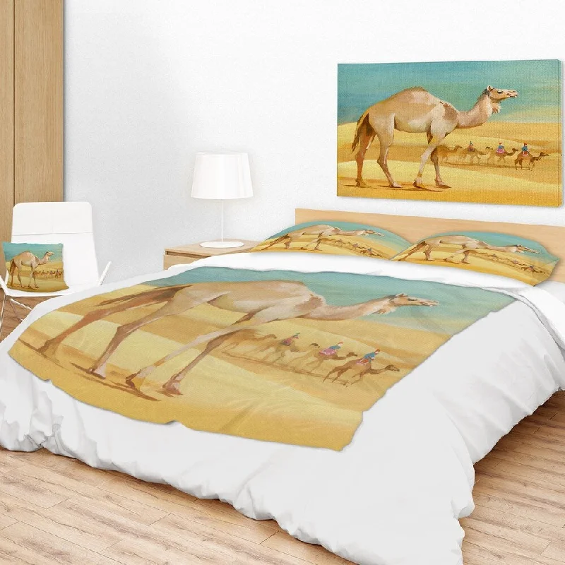 Designart 'Camel Walking in Desert' Watercolor Animal Throw Blanket