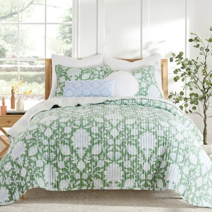 Evelyn Quilt Set