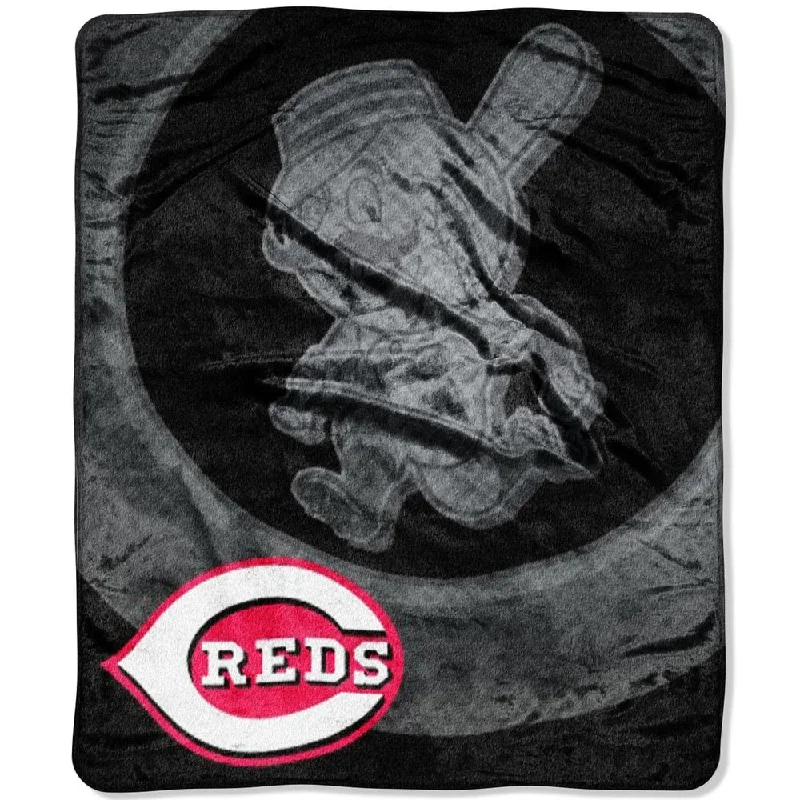 MLB Cincinnati Reds Racshel Retro Throw