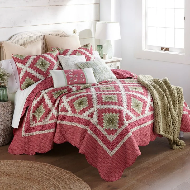 Sweet Melon Reversible Quilt Set - King